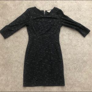 Banana Republic -Black shift dress